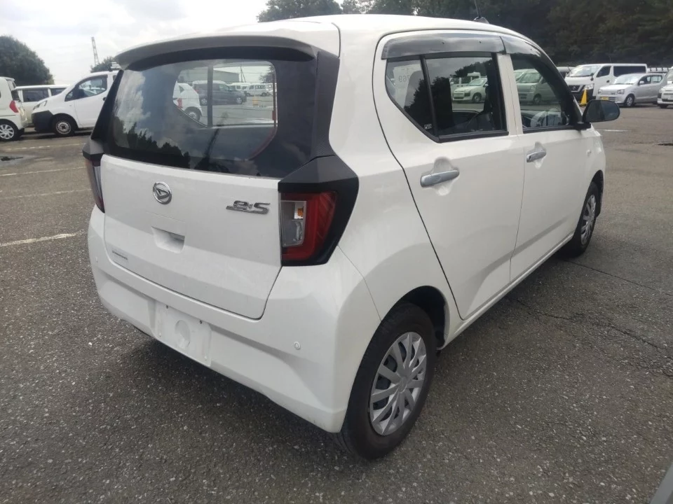 Daihatsu Mira e:S LA350S 2021
